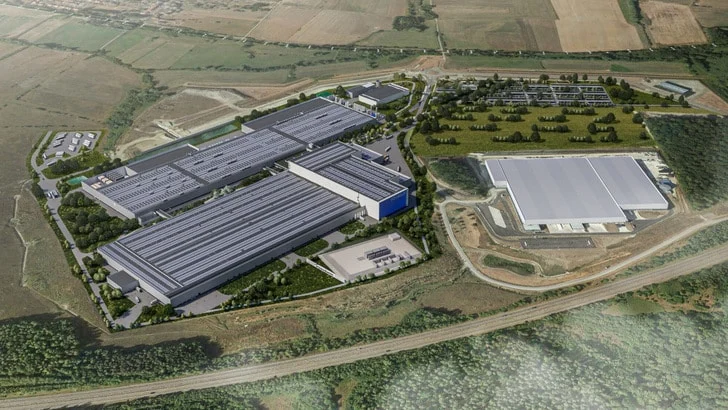 solar gigafactory funding