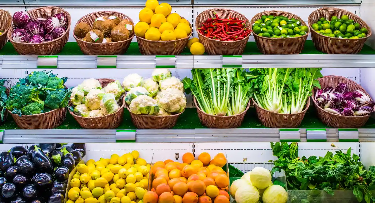 Image stock rentokil fruits vegetables on a supermarket shelf