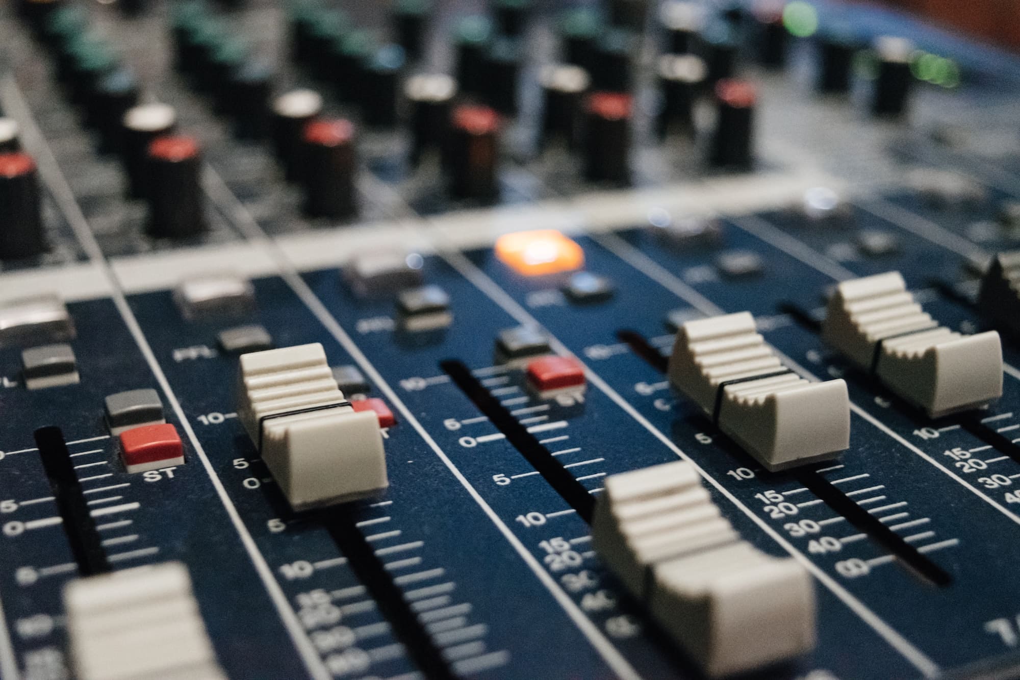 White music mixing dials